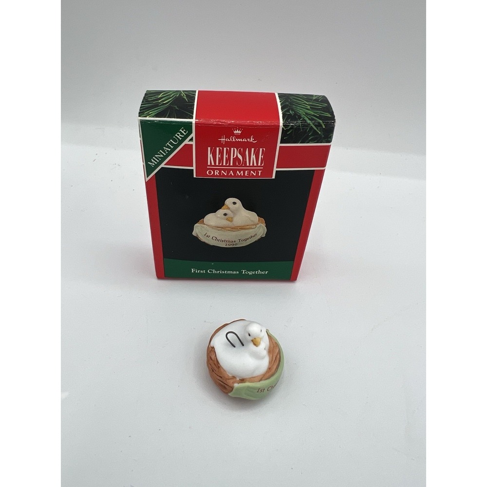 Hallmark Keepsake Ornament Miniature 1990 – First Christmas Together – QXM5536
